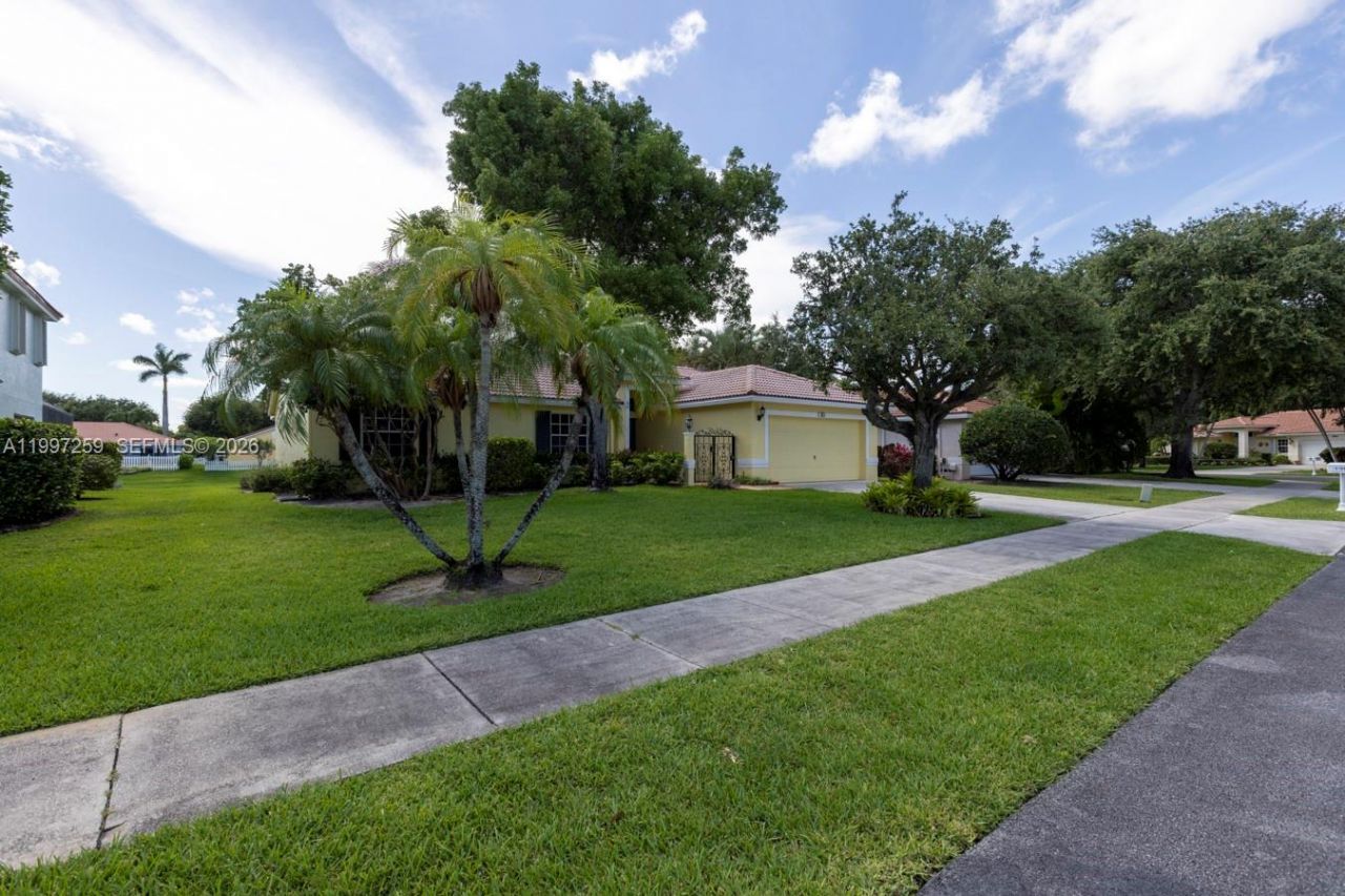 130 E Lee Rd, Delray Beach, FL 33445 Photo