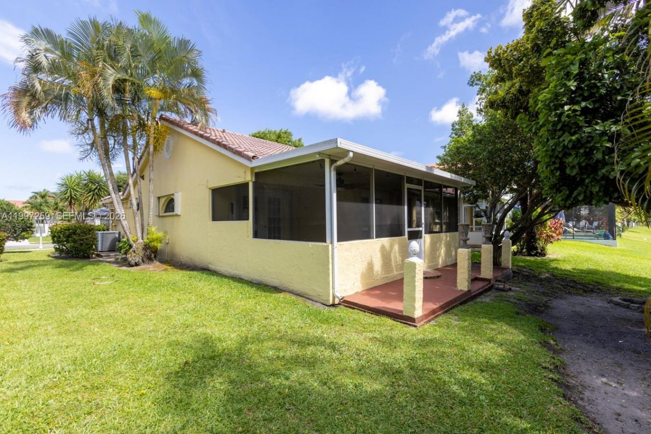 130 E Lee Rd, Delray Beach, FL 33445 Photo