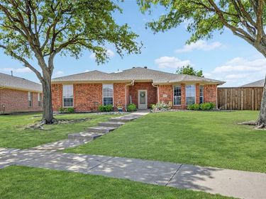 3945 Freedom Lane, Frisco, TX 75033