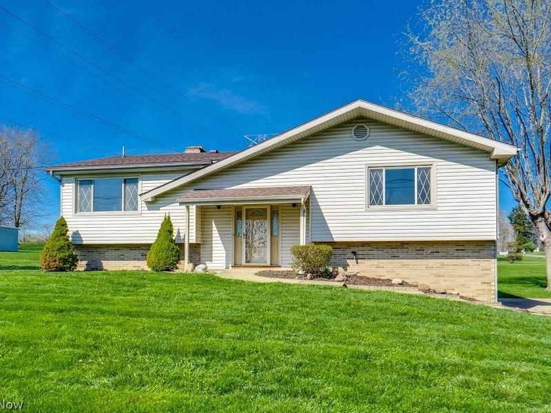 3305 Dueber Avenue SW, Canton, OH 44706 Photo 2