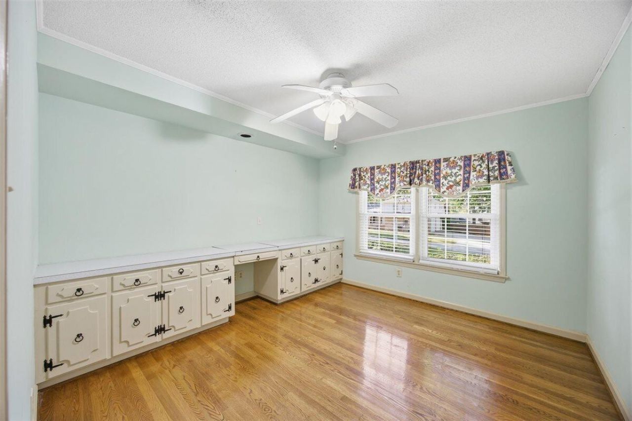 1037 Yeamans Hall Road Photo 12