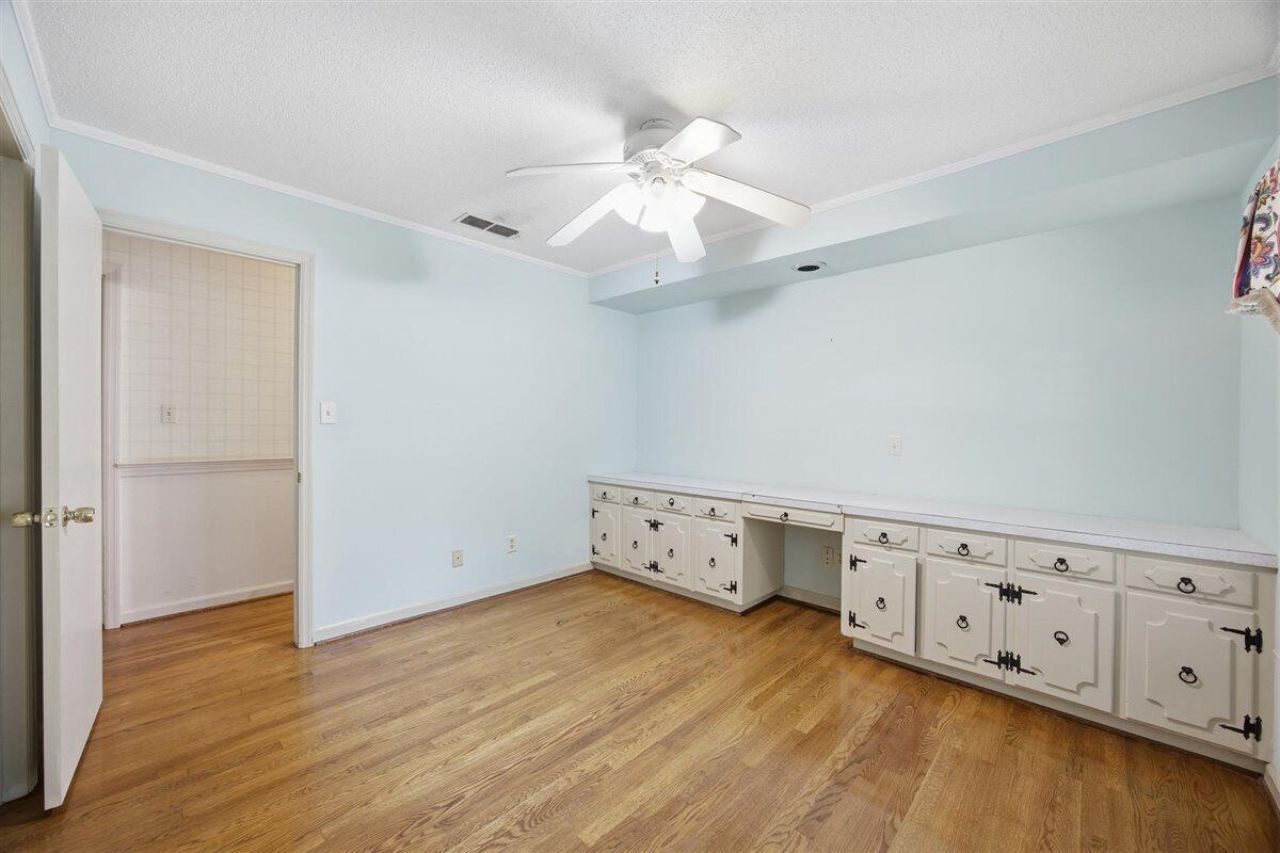 1037 Yeamans Hall Road Photo 13