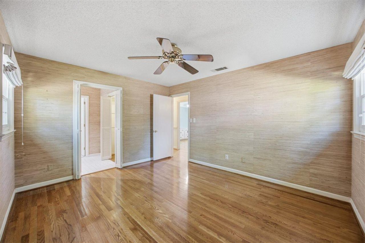 1037 Yeamans Hall Road Photo 16