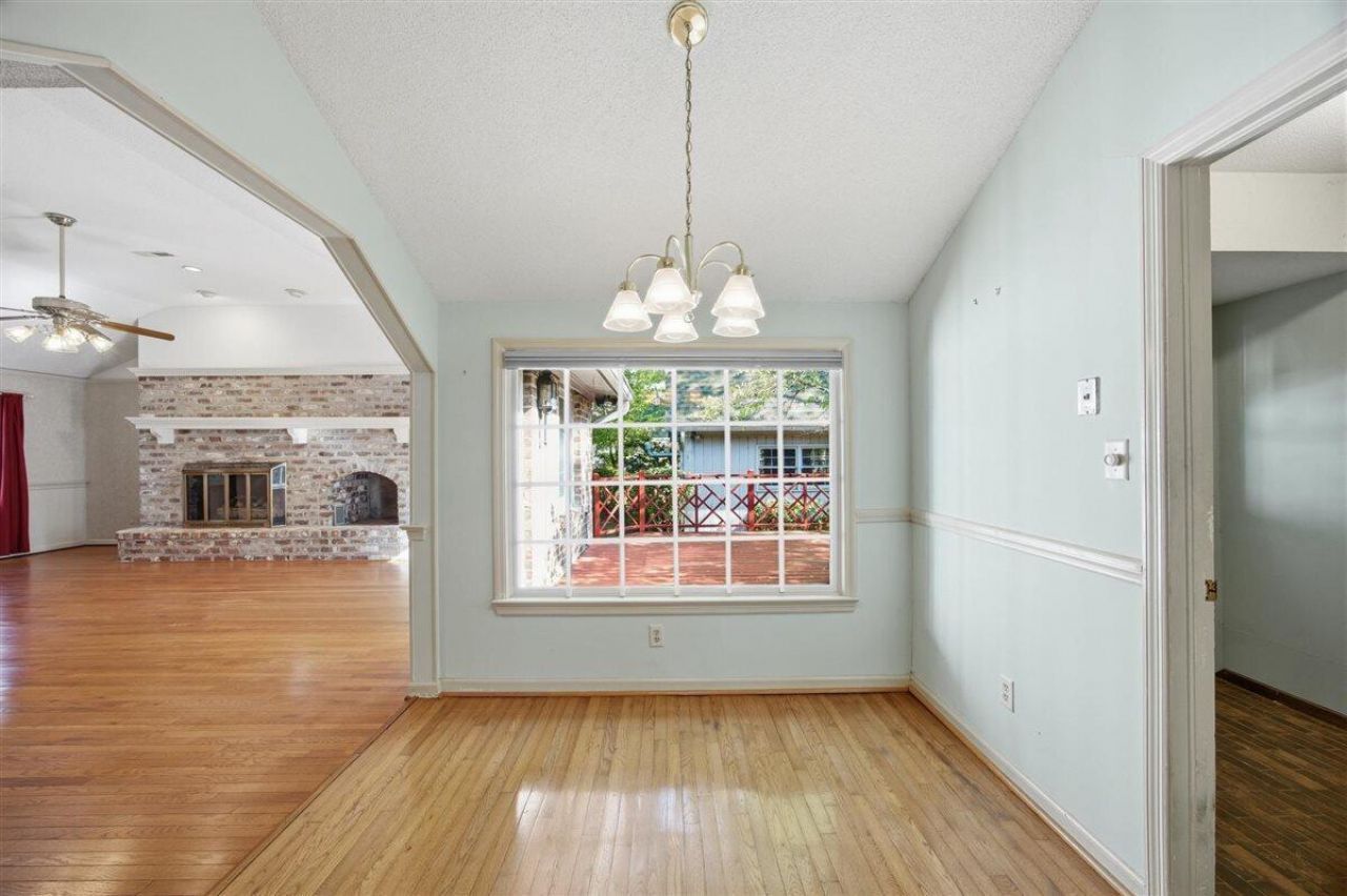 1037 Yeamans Hall Road Photo 7