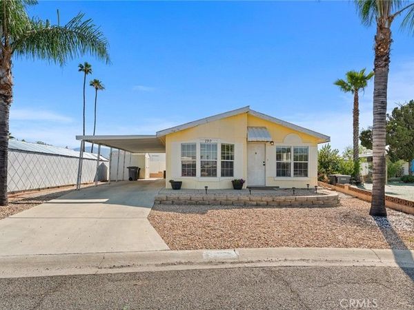 790 Santa Clara Circle, Hemet, CA 92543