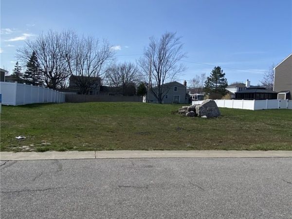 40 John Alex Drive, West Seneca, NY 14224