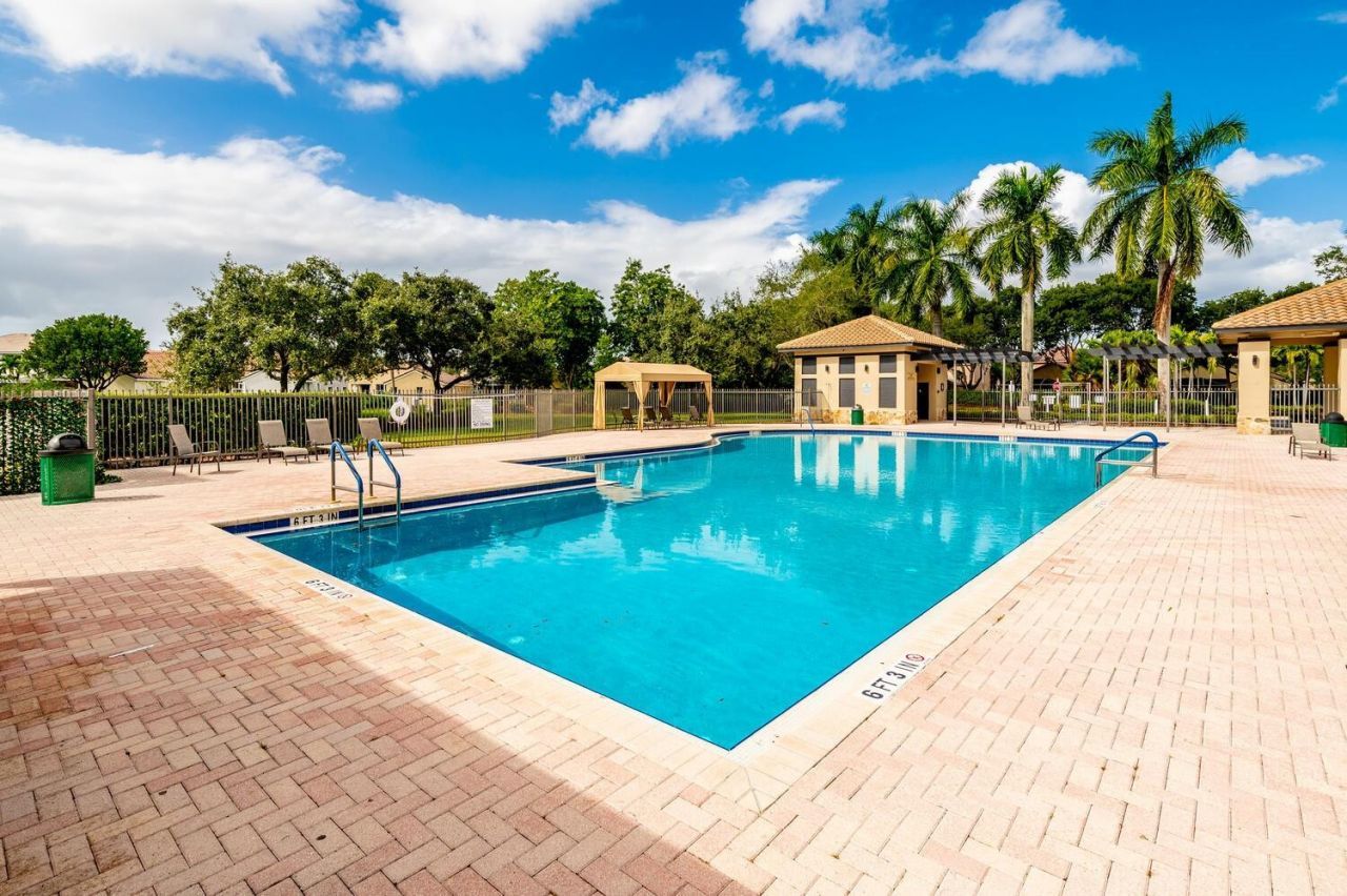 544 Cascade Falls Drive, Weston, FL 33327 Photo