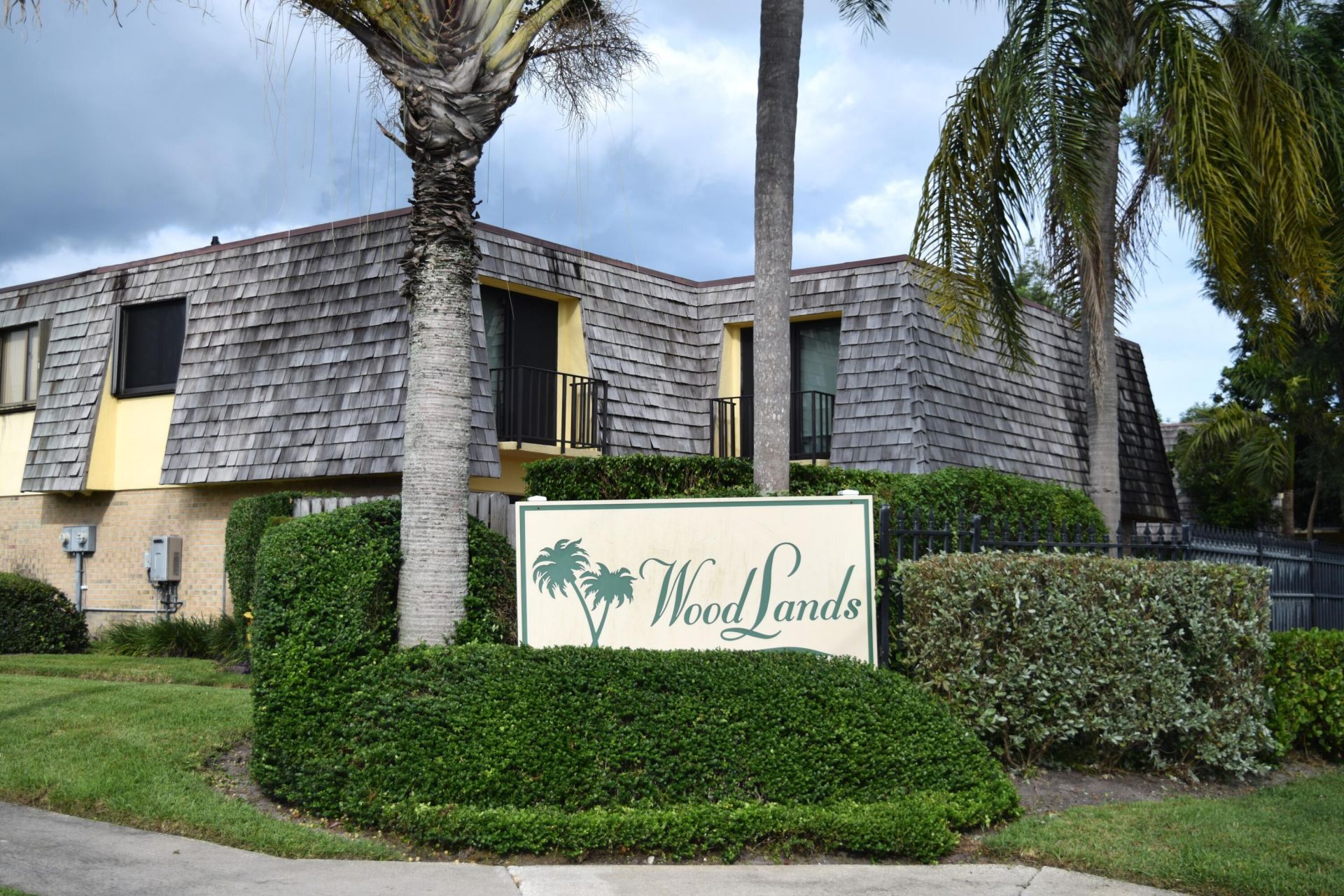 262 Woodland Road, Palm Springs, FL 33461 Photo