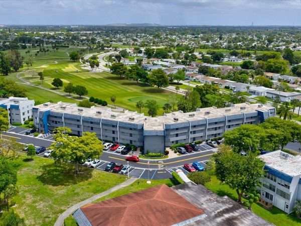 7787 Golf Circle Drive, Unit 310-k, Margate, FL 33063