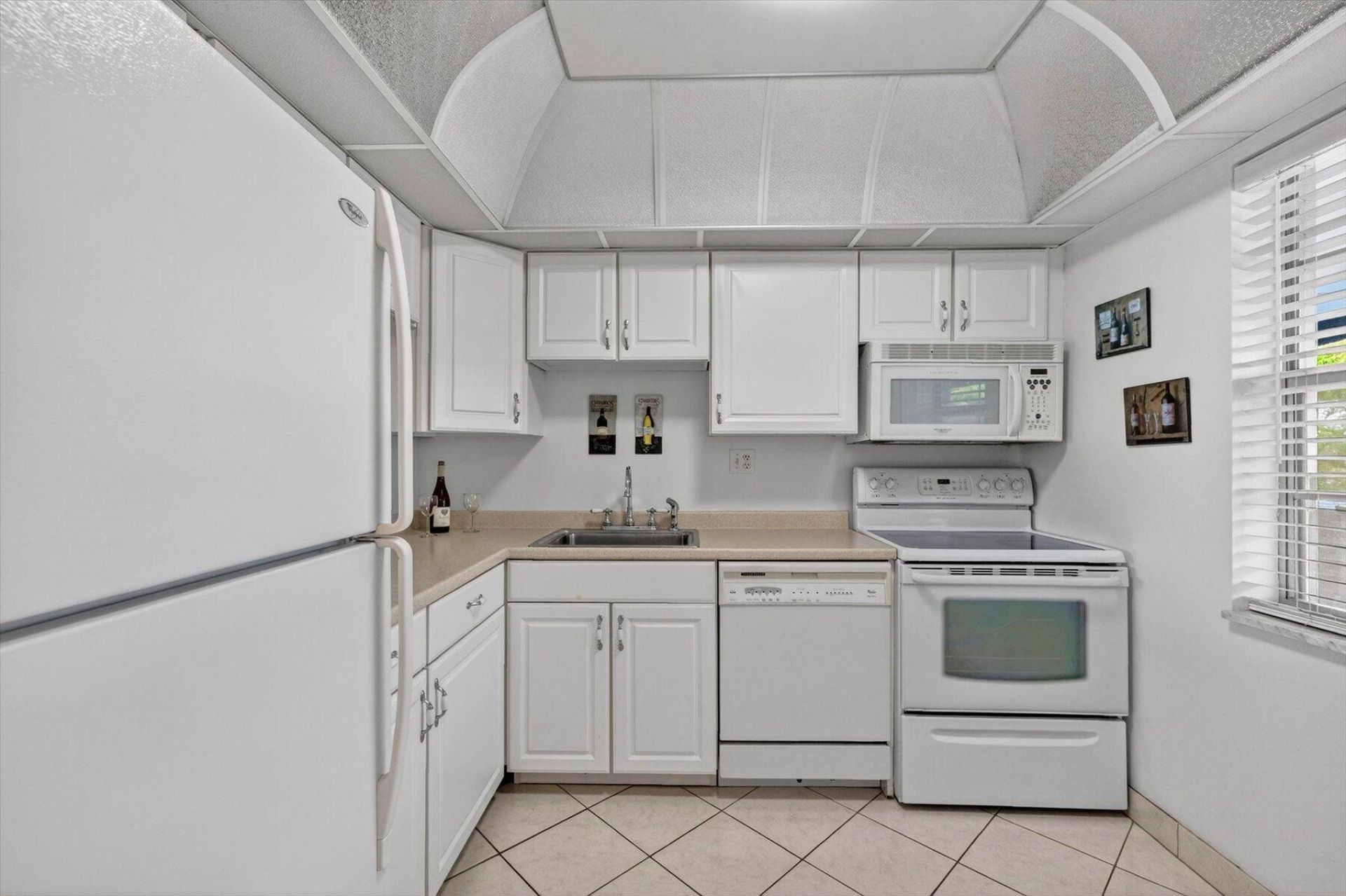 7787 Golf Circle Drive, Unit 310-k, Margate, FL 33063 Photo