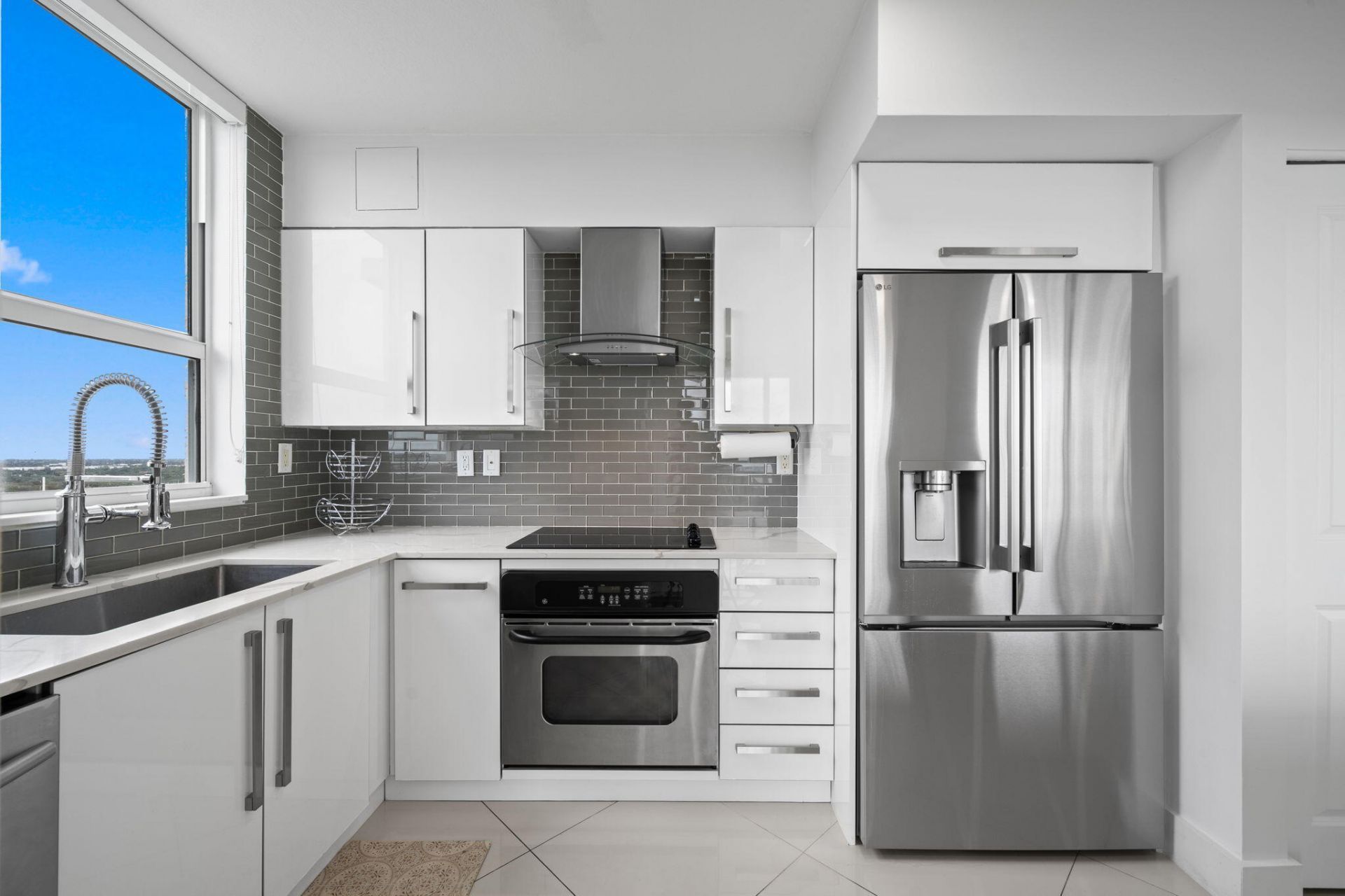 610 W Las Olas Boulevard, Unit 1712n, Fort Lauderdale, FL 33312 Photo