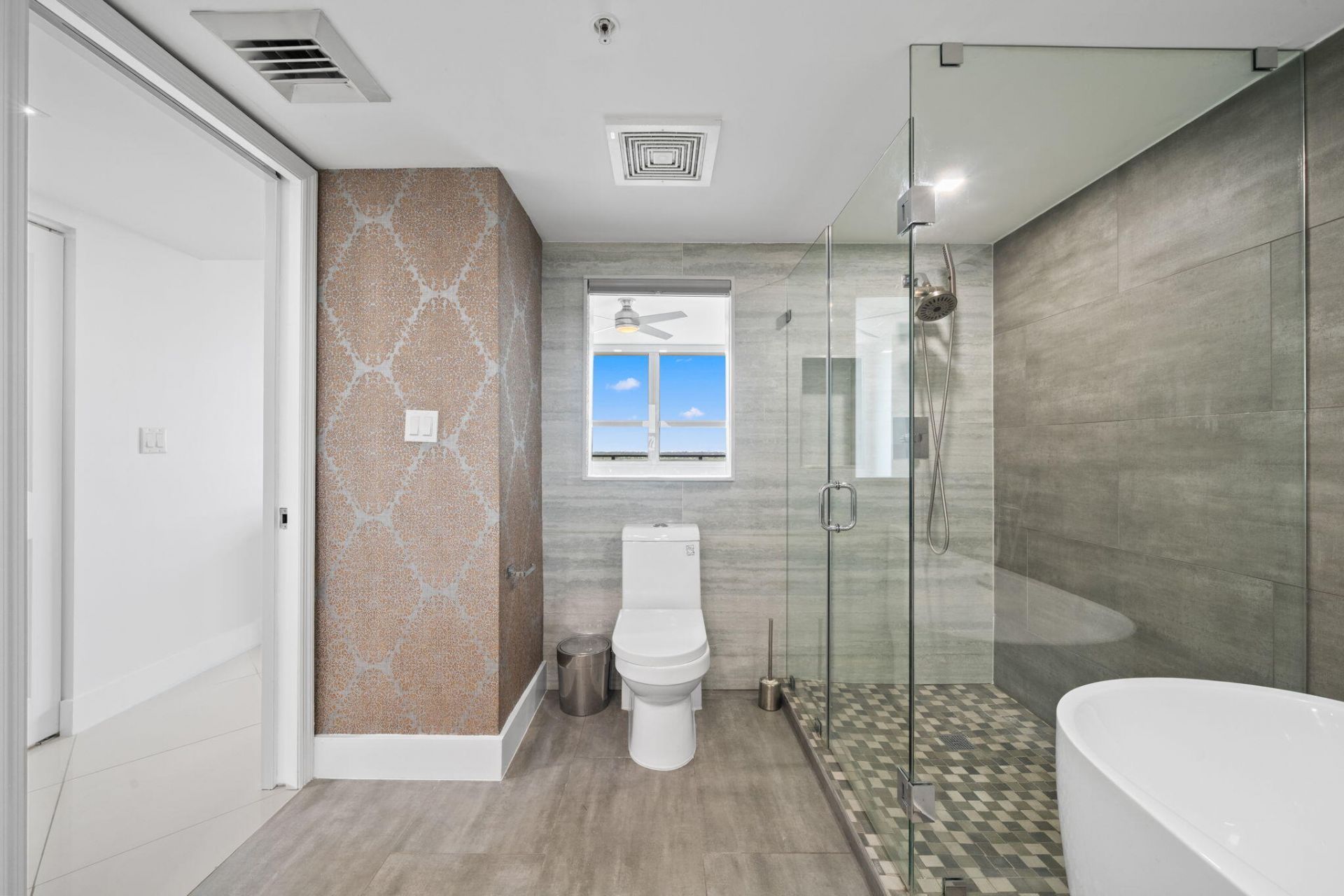 610 W Las Olas Boulevard, Unit 1712n, Fort Lauderdale, FL 33312 Photo