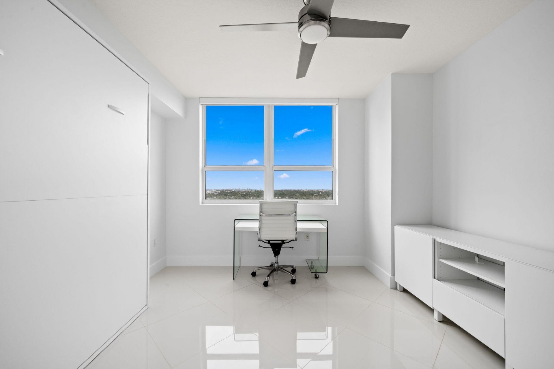 610 W Las Olas Boulevard, Unit 1712n, Fort Lauderdale, FL 33312 Photo