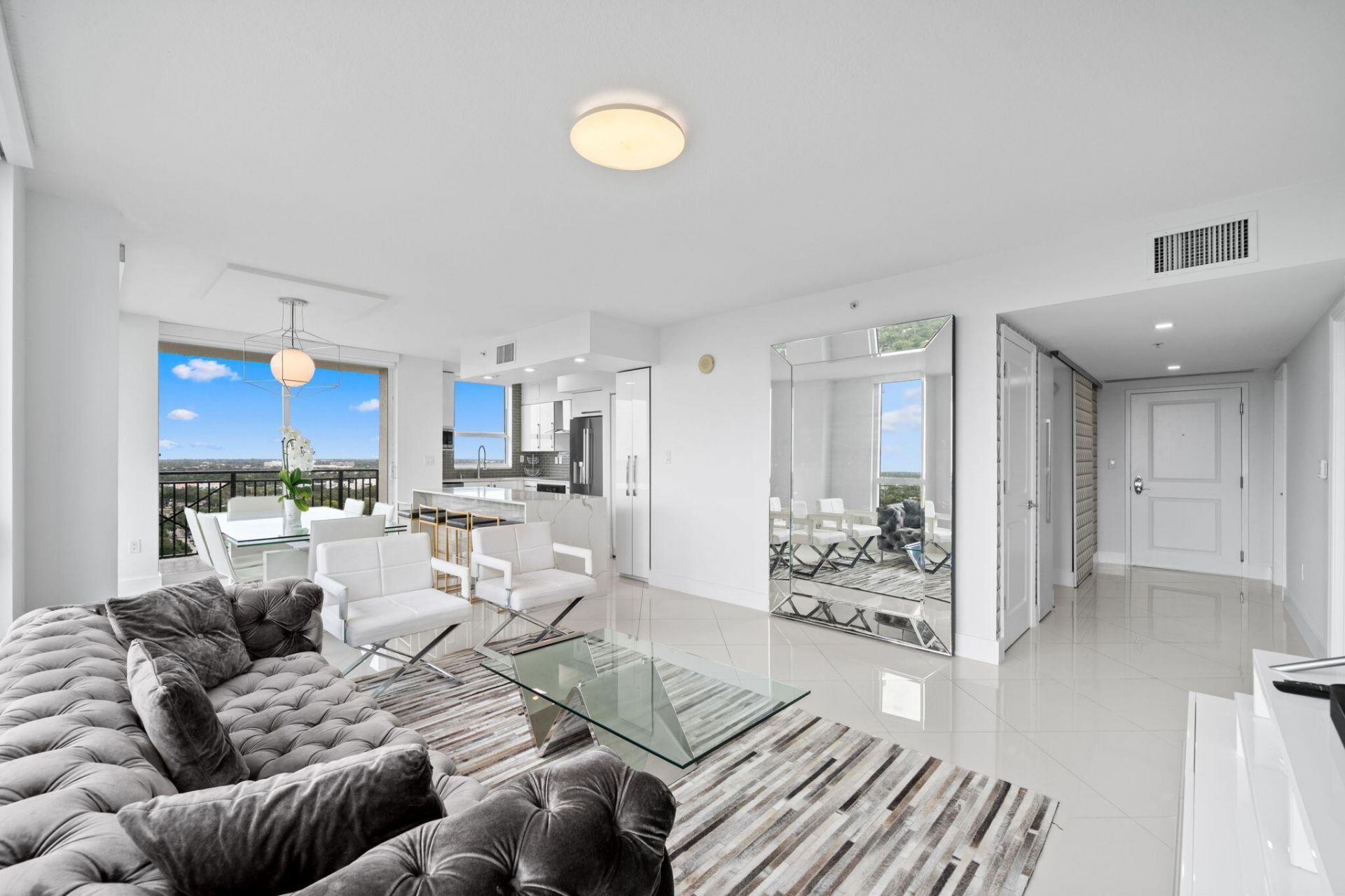 610 W Las Olas Boulevard, Unit 1712n, Fort Lauderdale, FL 33312 Photo