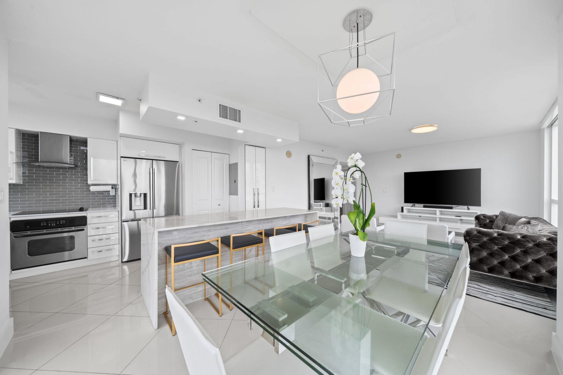 610 W Las Olas Boulevard, Unit 1712n, Fort Lauderdale, FL 33312 Photo