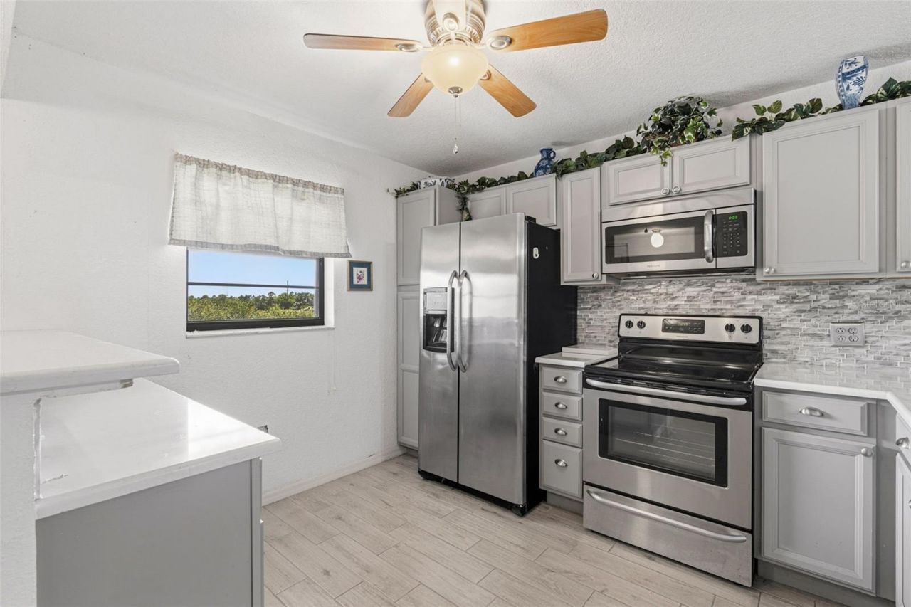 175 Kings Highway, Unit 437, Punta Gorda, FL 33983 Photo