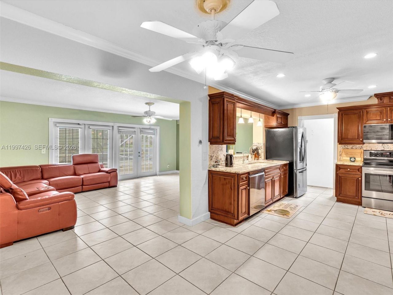 1900 NW 95th Ave, Pembroke Pines, FL 33024 Photo
