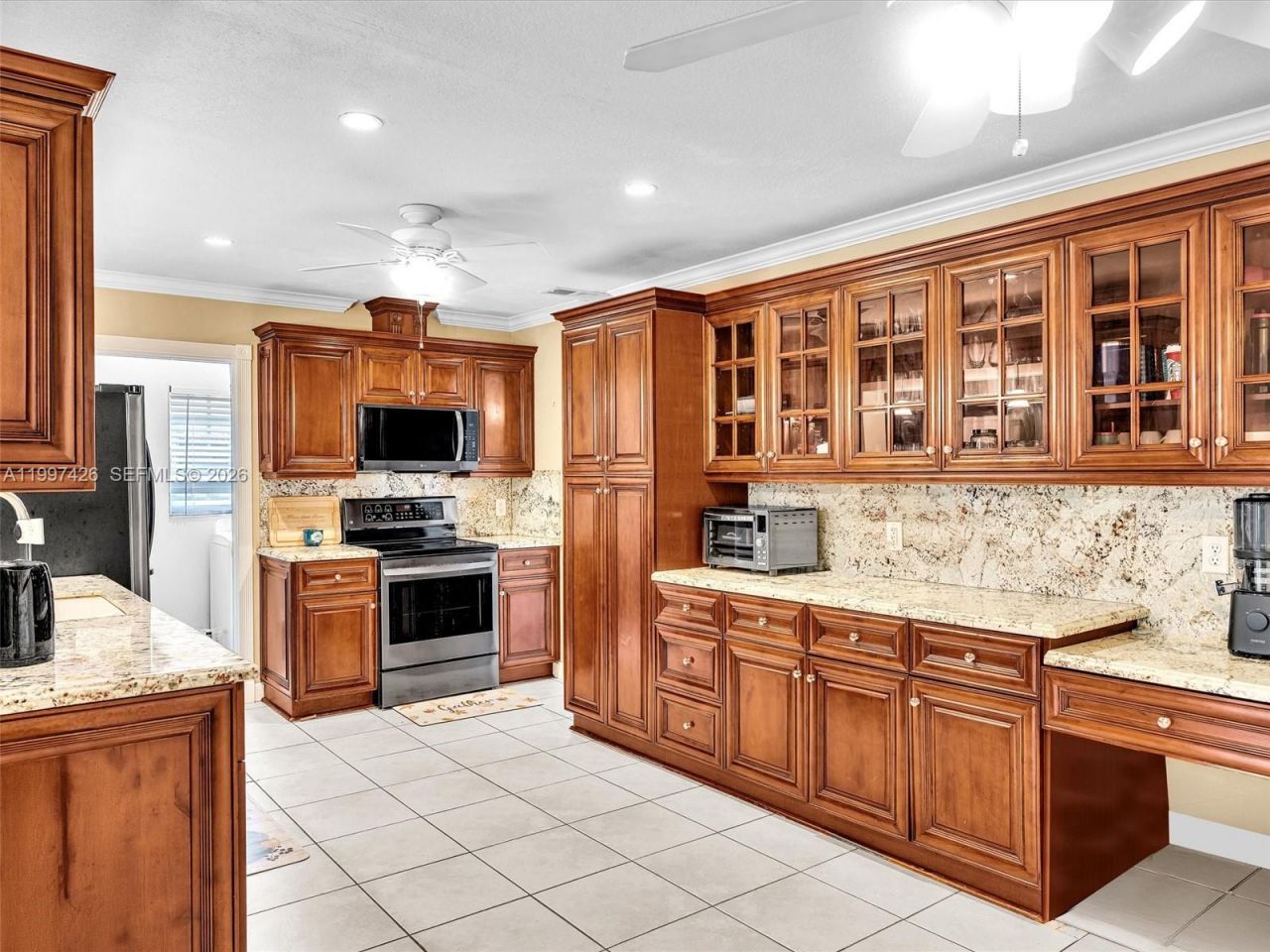 1900 NW 95th Ave, Pembroke Pines, FL 33024 Photo