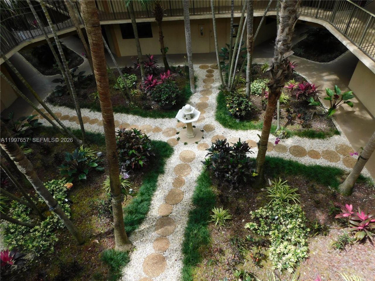 8065 SW 107 Av , Unit 321, Miami, FL 33173 Photo