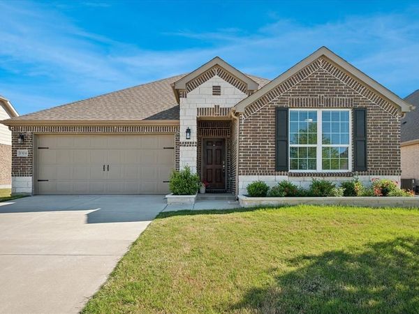 1324 Millican Lane, Aubrey, TX 76227