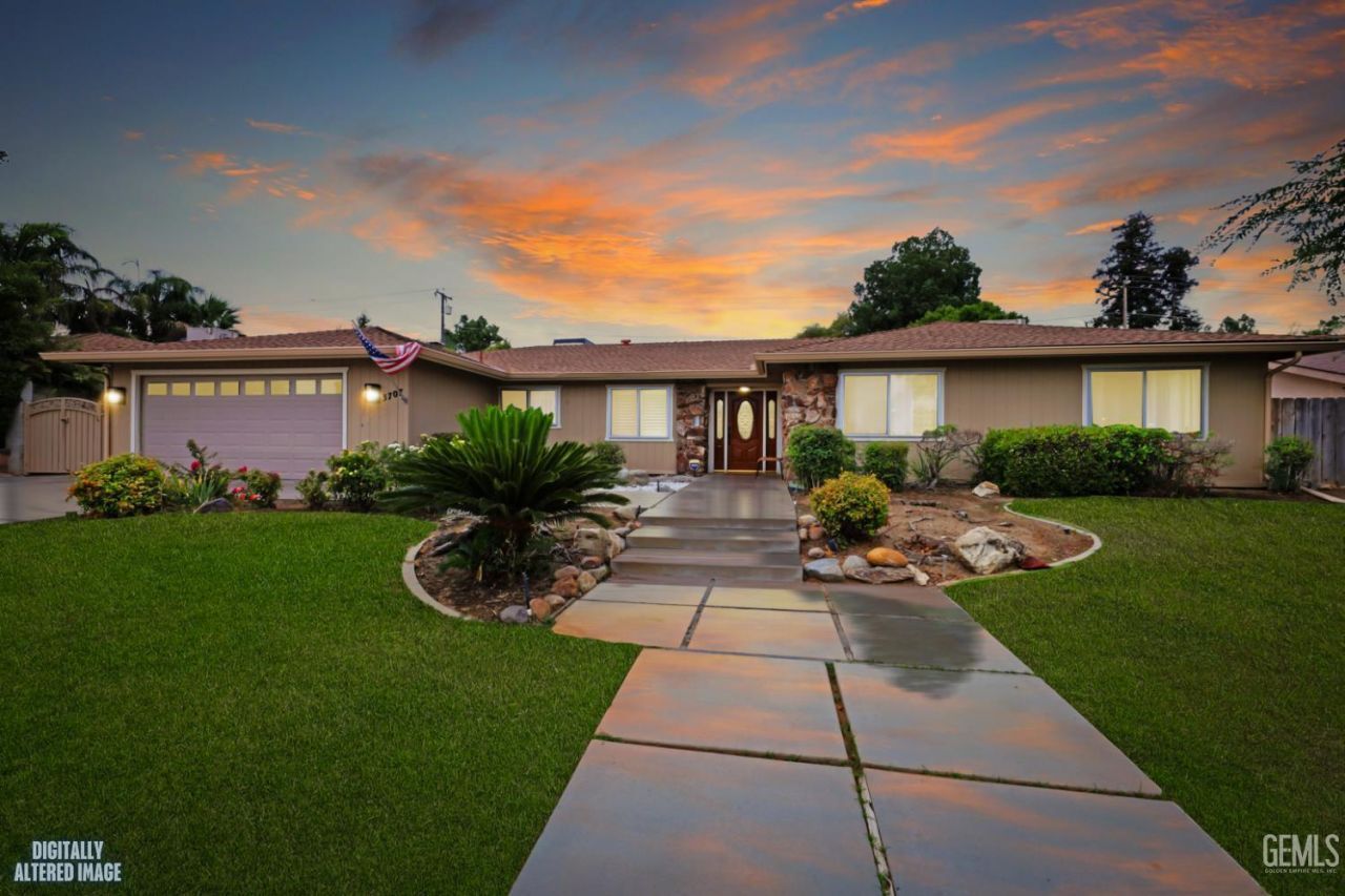 3707 Panorama Drive, Bakersfield, CA 93306 Main Photo