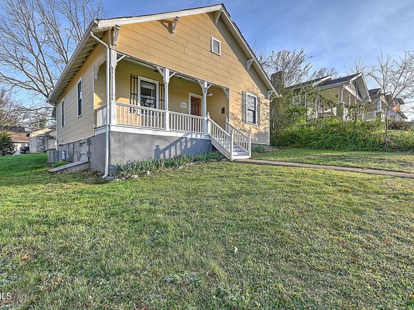 1021 Lawrence Avenue, Bristol, VA 24201