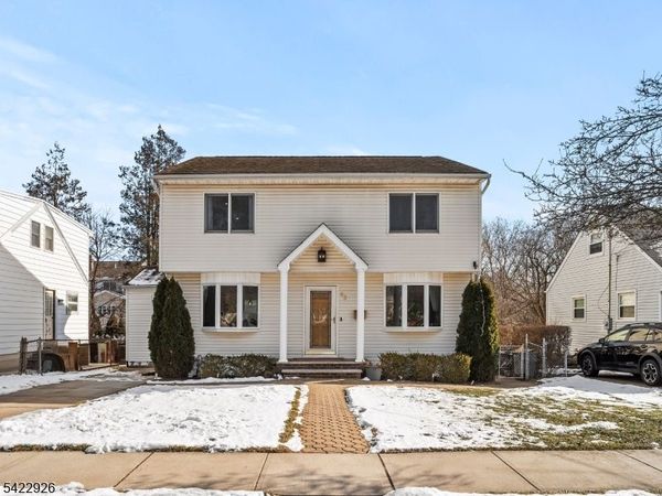 43 Ploch Rd, Clifton, NJ 07013