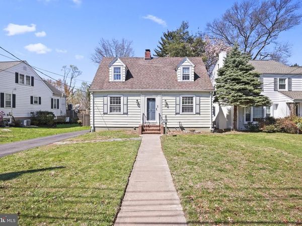 5 PERSHING AVENUE, TRENTON, NJ 08618