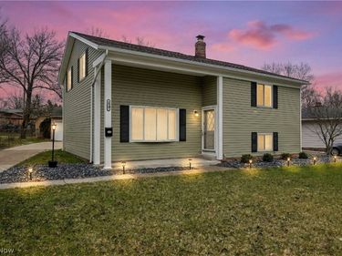 19 Brune Drive, Bedford, OH 44146