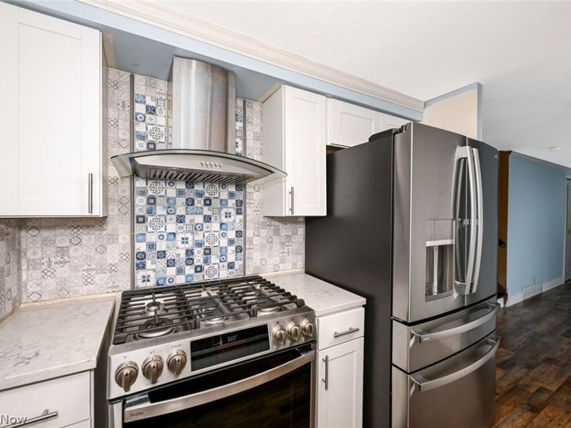 19 Brune Drive, Bedford, OH 44146 Photo 13