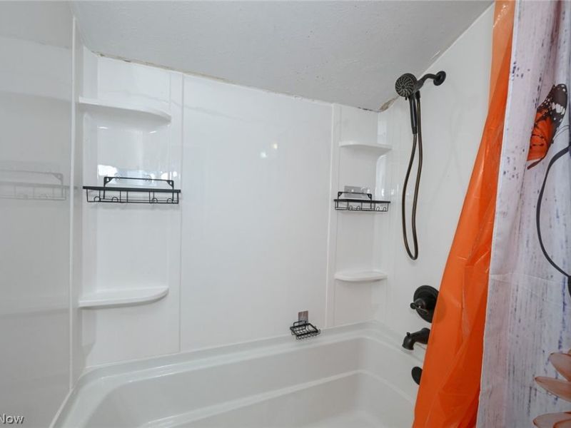 19 Brune Drive, Bedford, OH 44146 Photo 27