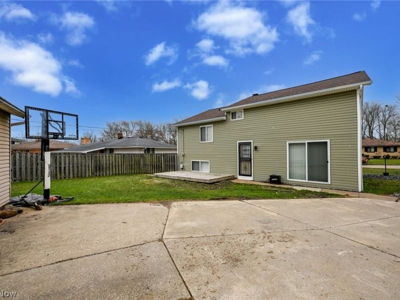 19 Brune Drive, Bedford, OH 44146 Photo 36