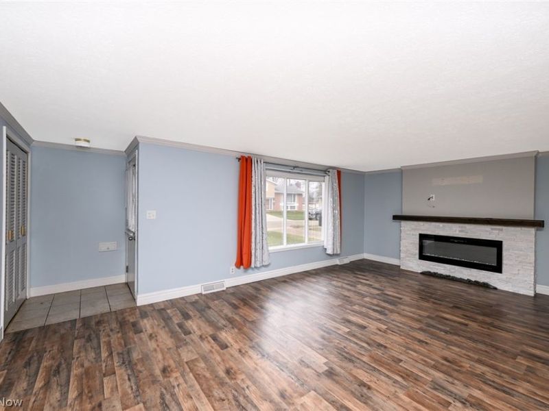 19 Brune Drive, Bedford, OH 44146 Photo 6