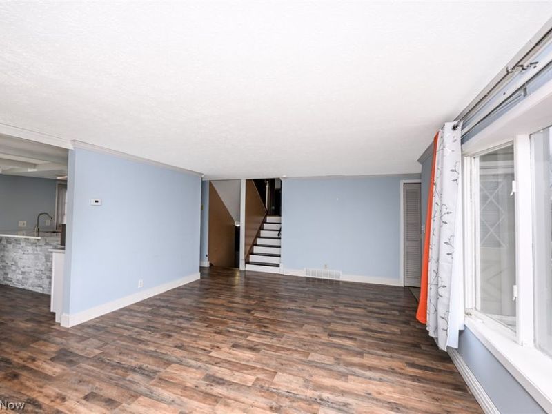 19 Brune Drive, Bedford, OH 44146 Photo 8