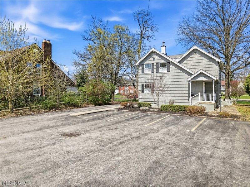 1820 E Market Street, Warren, OH 44483 Photo 6