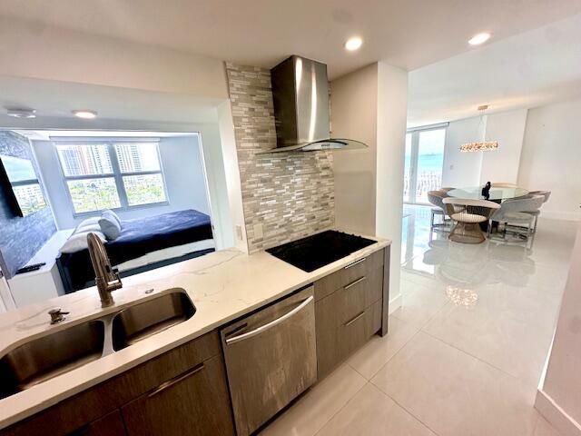 1 Las Olas Circle, Unit 817, Fort Lauderdale, FL 33316 Photo