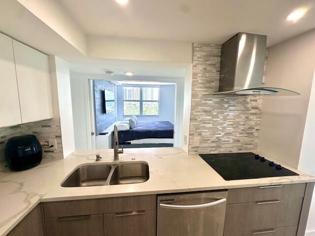 1 Las Olas Circle, Unit 817, Fort Lauderdale, FL 33316 Photo