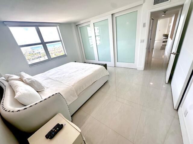 1 Las Olas Circle, Unit 817, Fort Lauderdale, FL 33316 Photo