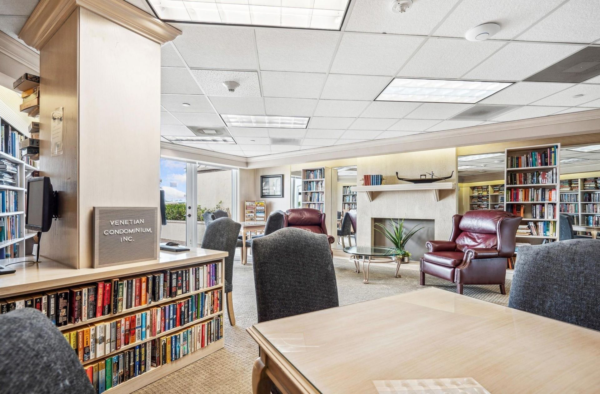 1 Las Olas Circle, Unit 817, Fort Lauderdale, FL 33316 Photo