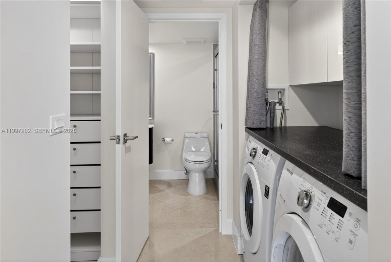 7601 E Treasure Dr, Unit 1119, North Bay Village, FL 33141 Photo