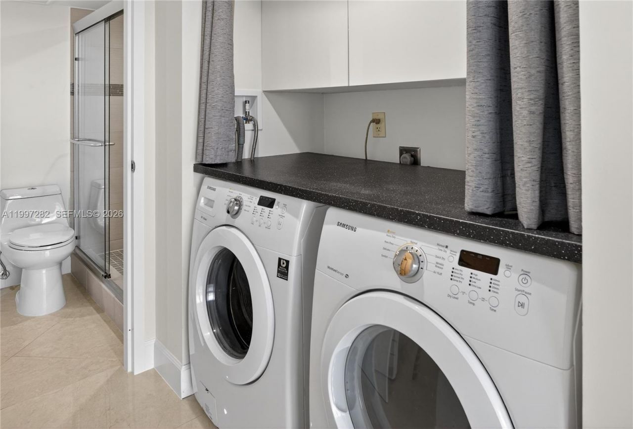 7601 E Treasure Dr, Unit 1119, North Bay Village, FL 33141 Photo