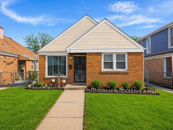 33 49th Avenue , Bellwood, IL 60104