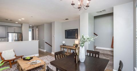 6198 Lonetree Blvd, Rocklin, CA 95765 Photo