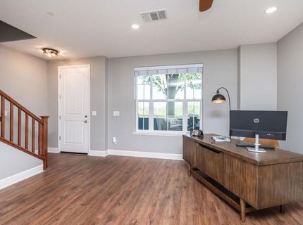 6198 Lonetree Blvd, Rocklin, CA 95765 Photo