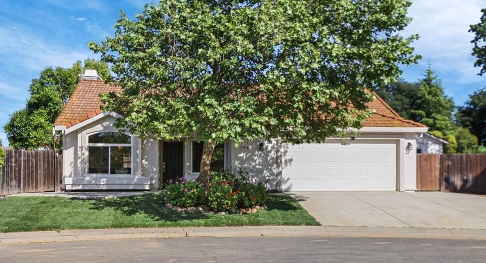 109 Silver Spruce Ct, Galt, CA 95632 Photo