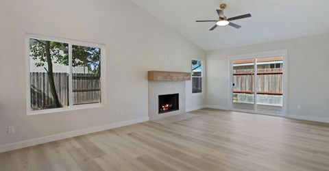 109 Silver Spruce Ct, Galt, CA 95632 Photo