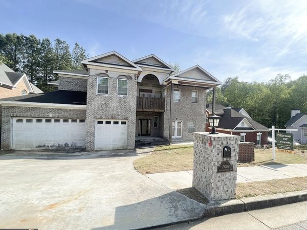 2889 Battlecrest Drive, Decatur, GA 30034