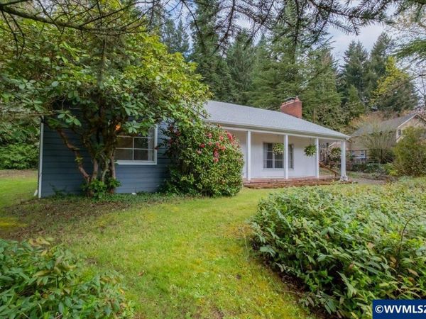 3697 Croisan Creek Rd S, Salem, OR 97302