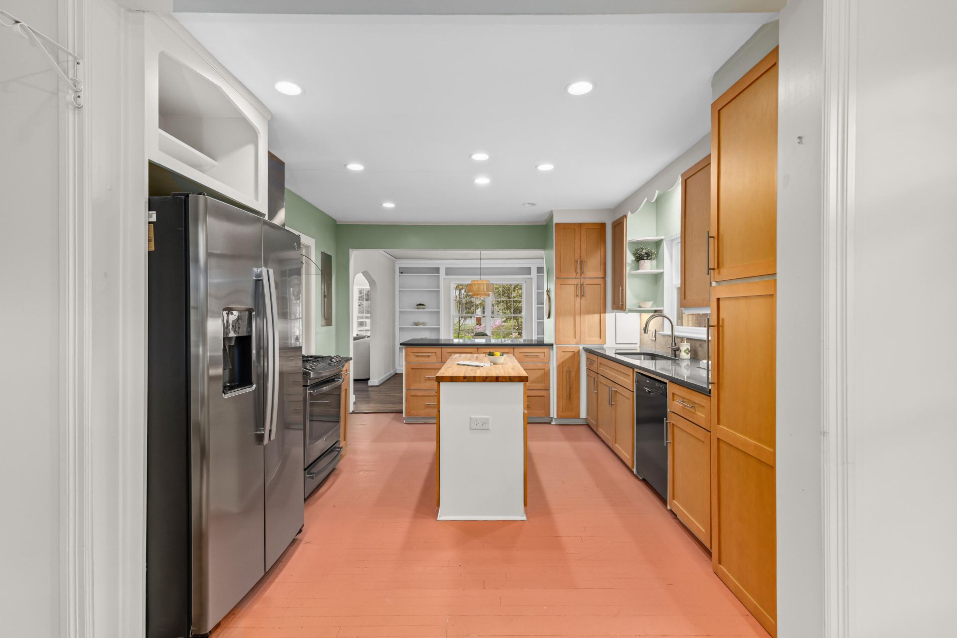 2169 Westrivers Road Photo 13