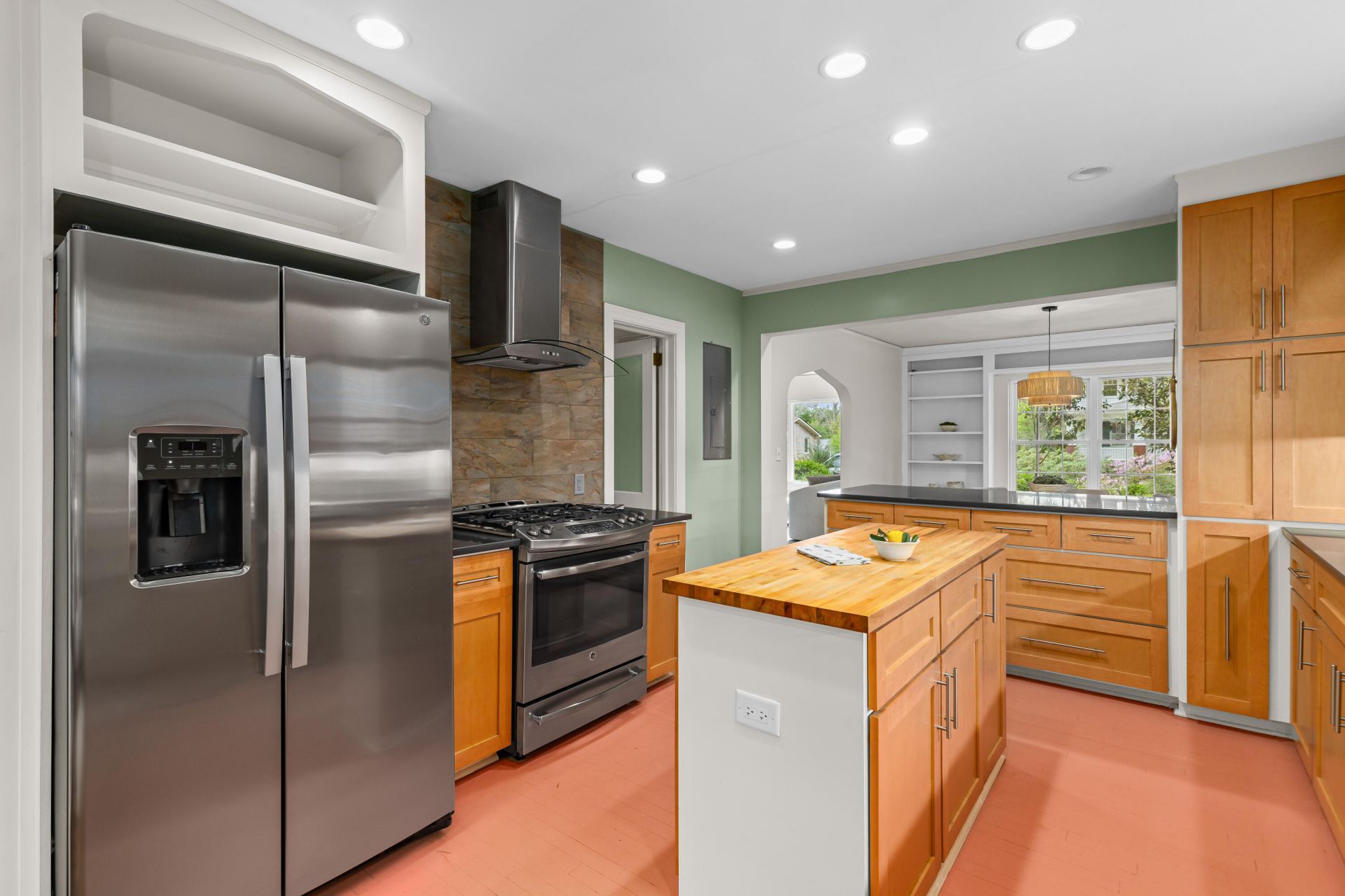 2169 Westrivers Road Photo 17